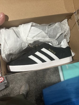 adidas Originals Gazelle 2 Black/White Gold, Size 3.5J, Kids BB2502