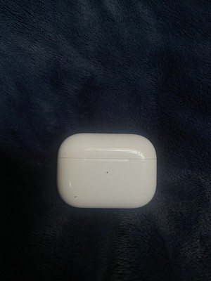 Apple AirPods Pro 2nd Generation with MagSafe Wireless Charging Case - White