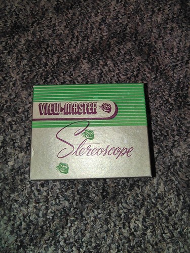 Vintage Rare View Master Stereoscope - Classic Green & Gold with 6 Original Reel