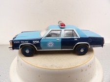 1981 FORD LTD S MASSACHUSETTS STATE POLICE CAR     2021 GREENLIGHT HOBBY    1:64