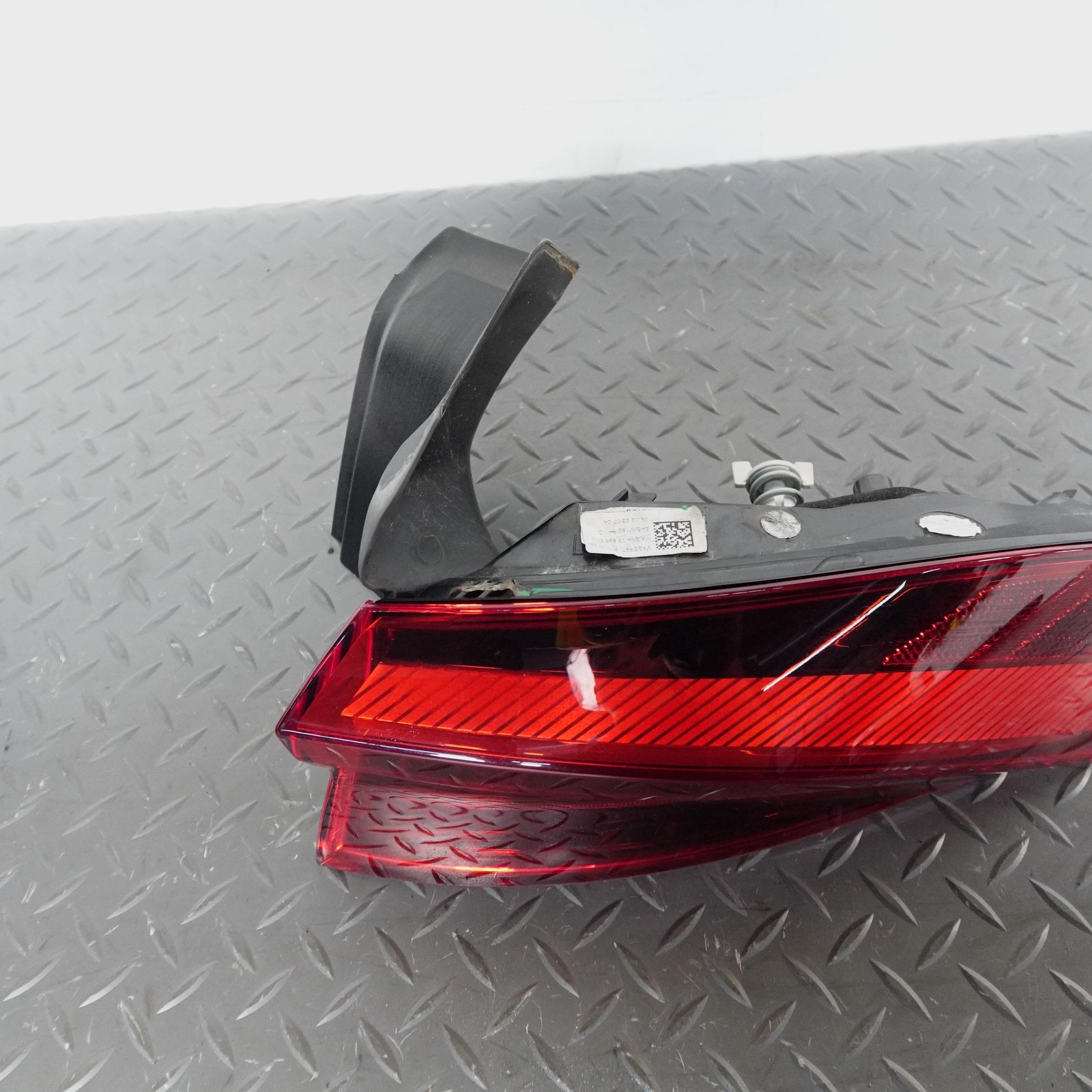 Maserati Grecale 2023-2026 REAR+RIGHT Tail light P/N 670157330