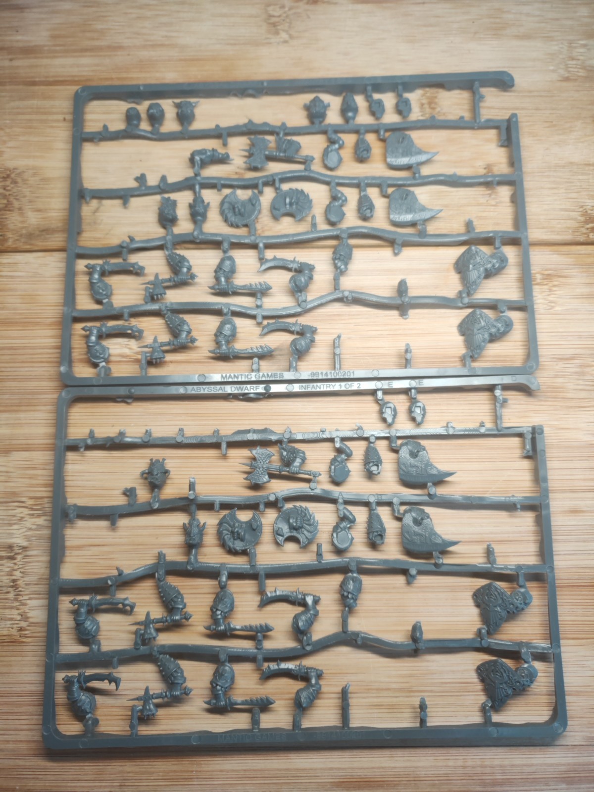 Abyssal Dwarf Blacksouls Regiment Arm Pairs X14 Sets Kings of War Mantic Games