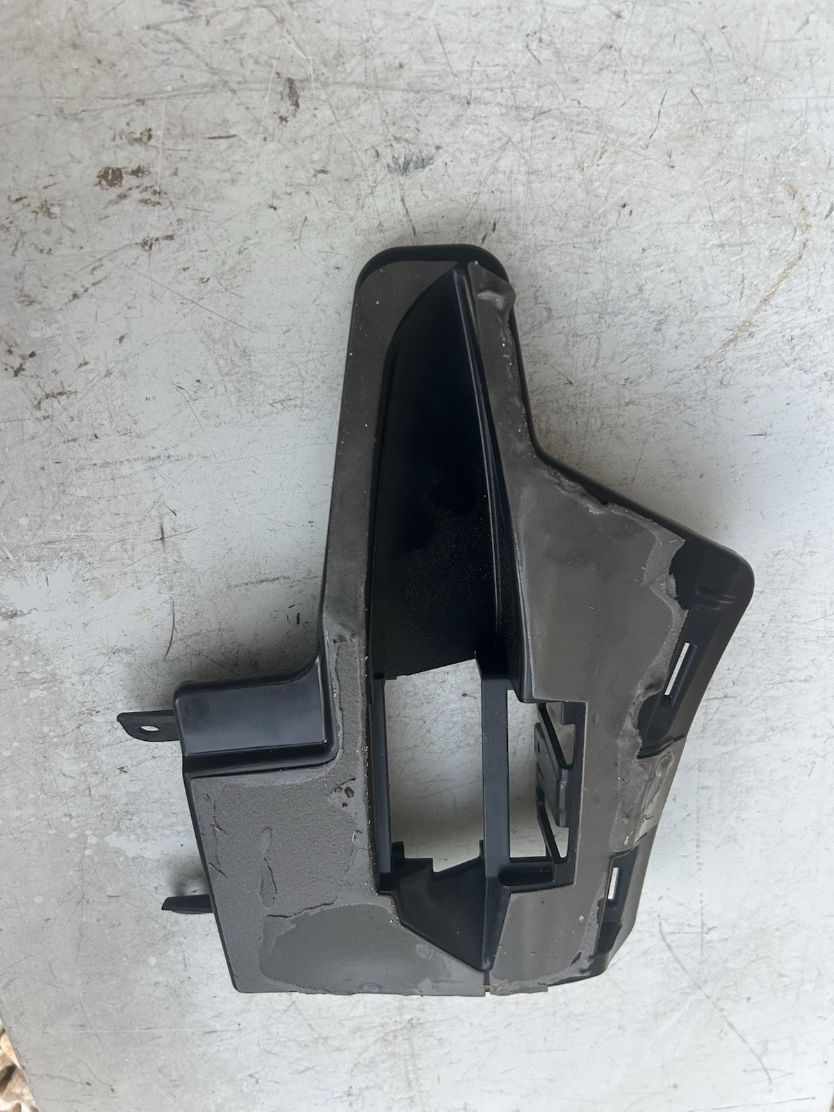 19-20 Bentley Continental GT Rear Bumper Support Bracket, Left 3SD807859 OEM