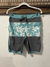Hang Ten board shorts green and gray tropical flower design boys Large  821 