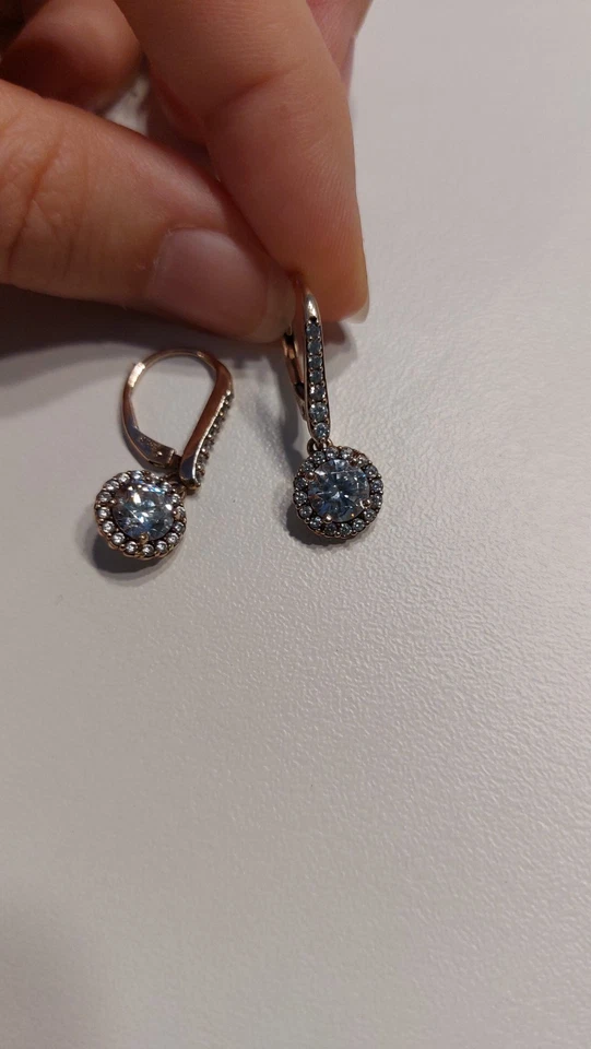 Ohrringe Aus S925 Rosevergoldet  Mit Klaren Steinchen