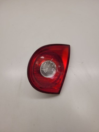 Volkswagen Golf V 2005 Rechts Rückleuchte Heckleuchte innen 1K6945094E DRA5654