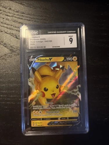 Pikachu V Pokémon TCG 2020 Vivid Voltage 043/185 CGC 9