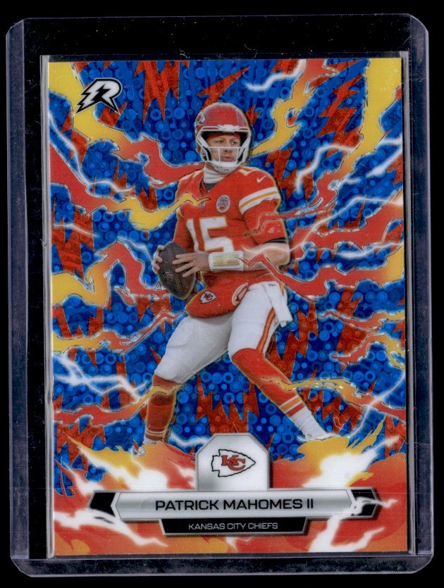 2025 Topps Resurgence #47 Patrick Mahomes II Blue & Orange Spark Refractor