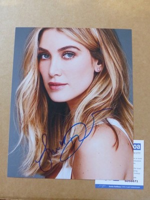 DELTA GOODREM signed Autogramm signiert auf 20x25 cm Foto  ACOA  COA