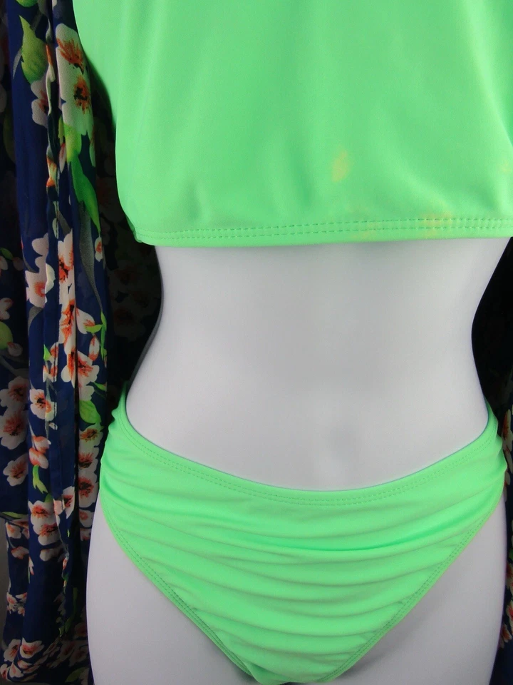 Bikini Boohoo 2 piezas verde neón cruzado trasero con cubierta gratuita - EE. UU. 12/L Foto 3 de 4