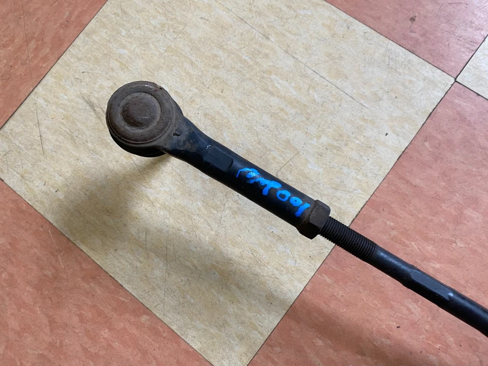 Barra de cambios de dirección Dodge Avenger 2011-2014 - OEM P05154524AB Foto 4 de 4