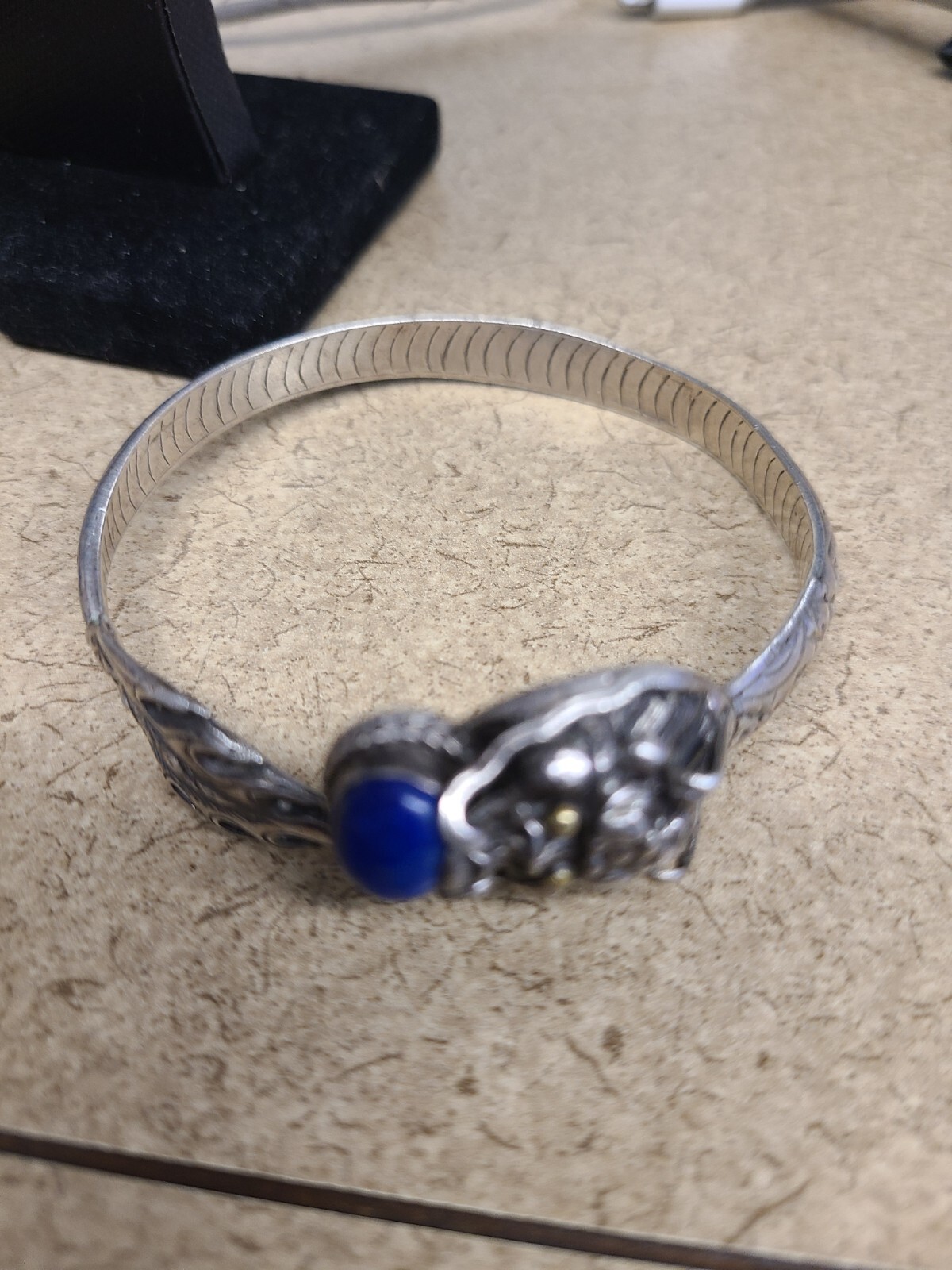 Single Dragon Lapis Bracelet - image 3