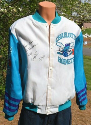 Near Mint Vintage CHALK LINE Charlotte Hornets Signed Rex Chapman