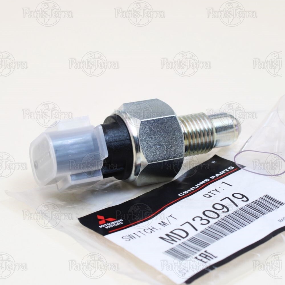 OEM Genuine Mitsubishi MIRAGE 3000GT Backup Reverse Light Neutral