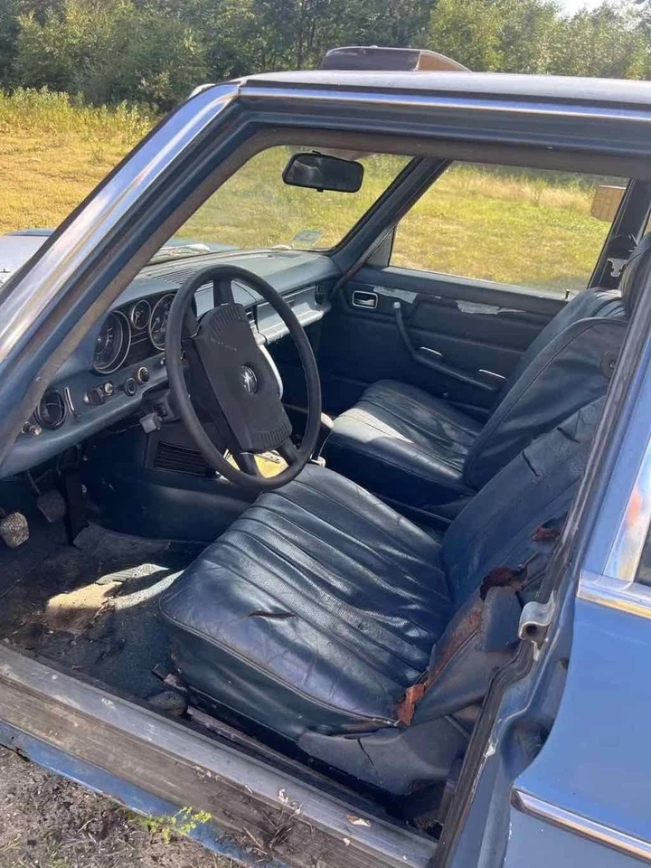 Hood MERCEDES BENZ 240 73 74 75 76 Foto 4 de 4