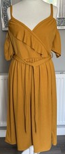 Bnwt Beautiful Ladies Boohoo Mustard Colour Midi Dress Size Uk 18
