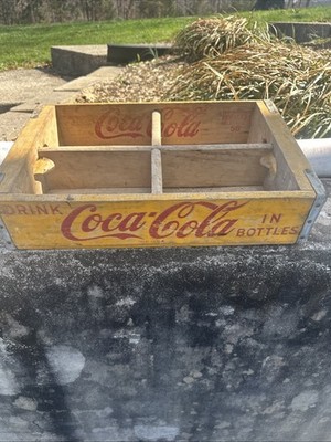 Vintage Coca-Cola Coke Yellow Wooden Crate 1958 Chattanooga Dividers