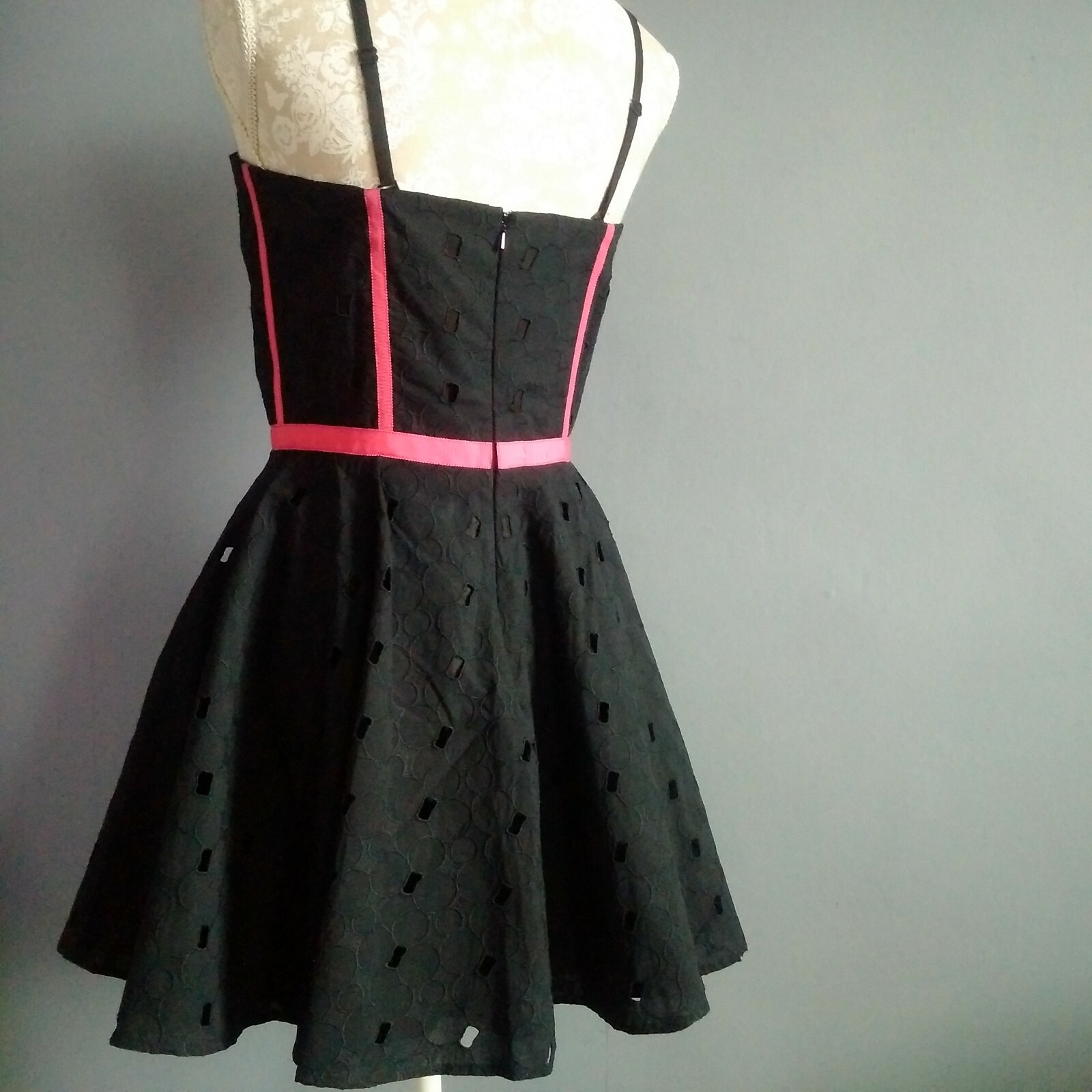 Exquisite Karen Millen Size 10 On Trend Corset Style Bodice Dress Bnwt, Rrp £165 image 2