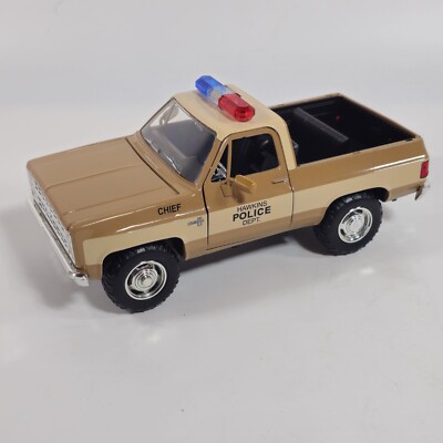 Stranger Things Hopper's Chevy Blazer 1/24 Diecast Truck