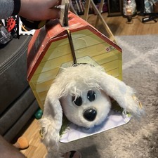 2004 Pound Puppies White Dog With Carry  Play Doghouse Mattel 12  