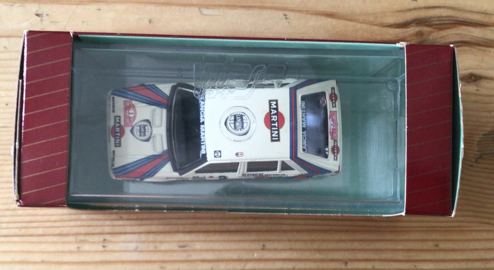 VITESSE 1/43 Lancia Delta 4WD "Martini" Rally Montecarlo 1987 con scatola leggi! - Immagine 2 di 4