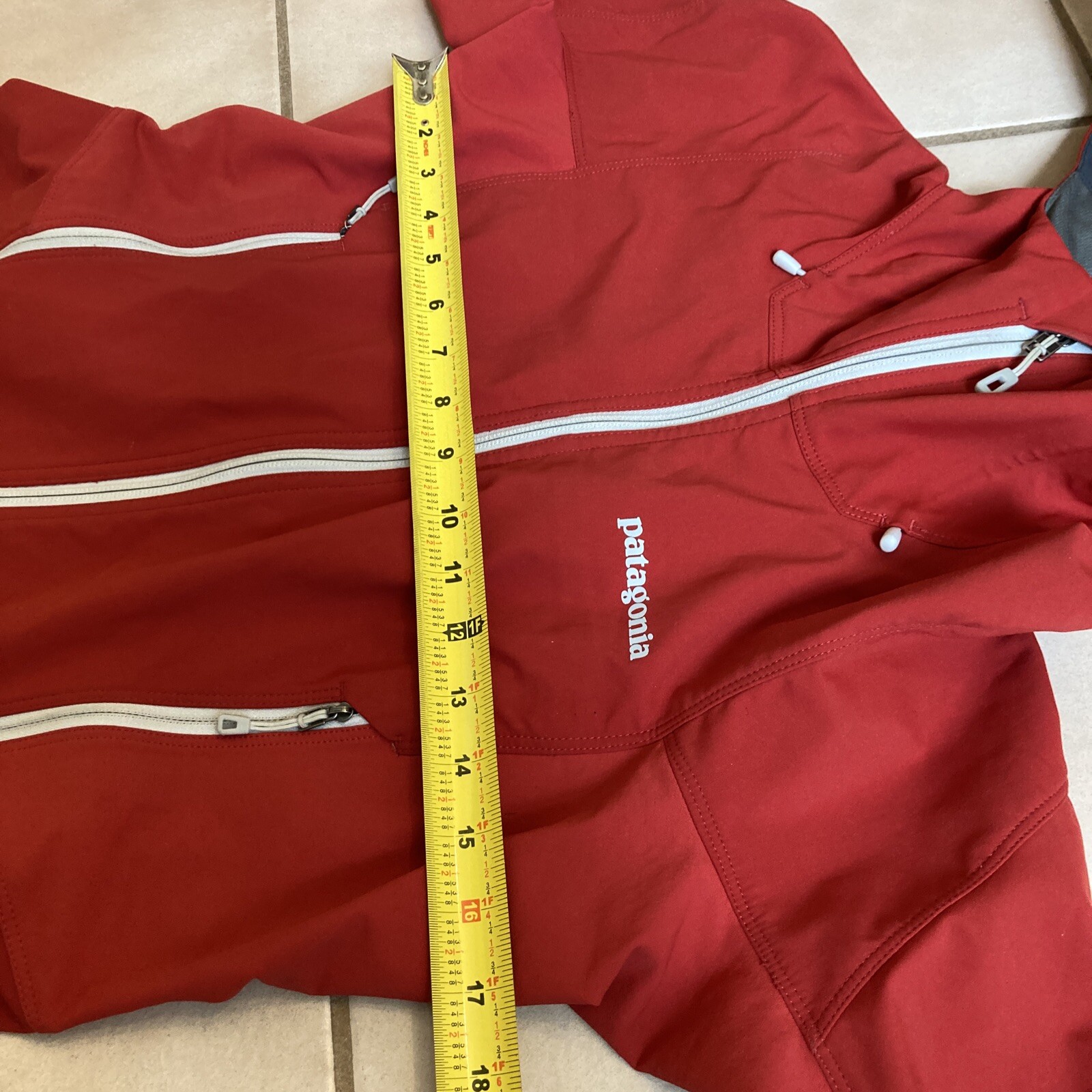 Patagonia Dimensions Softshell Windstopper Hooded… - image 9