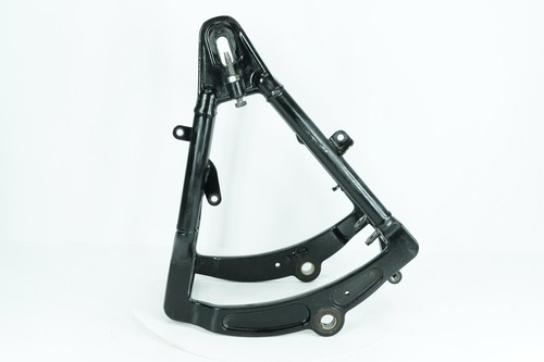 2007 Harley Softail FXST Standard OEM Rear Fork Swingarm Swing Arm 48747-07