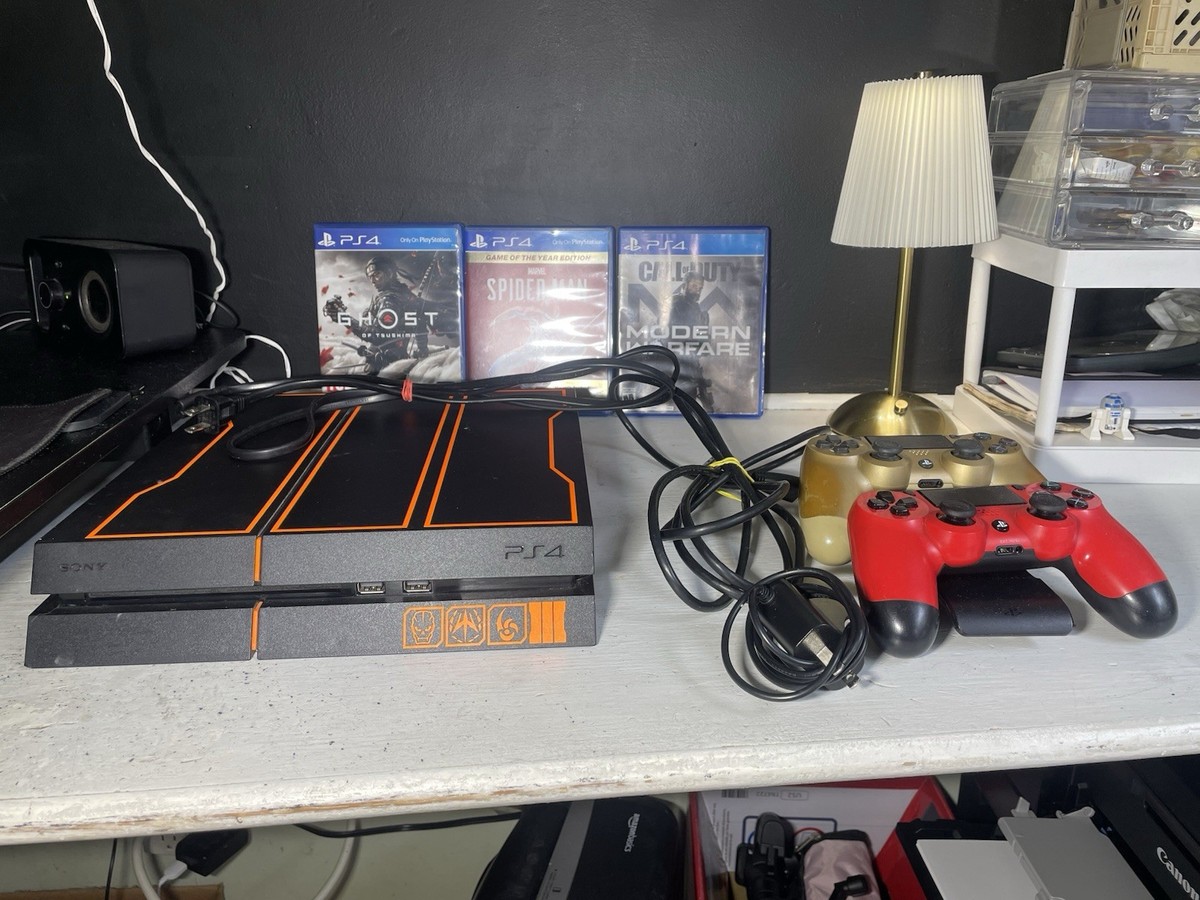 Sony PlayStation 4 Black Ops 3 Edition Console w 2 Controllers