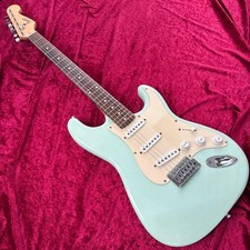 Squier STRATOCASTER BULLET SB Stratocaster Serviced