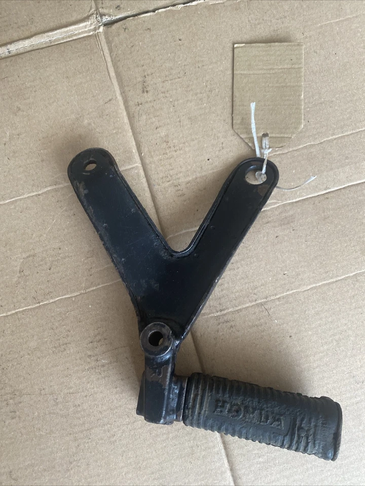 GENUINO HONDA CB160 CB 160 1966-1967 REPOSAPIÉS DERECHO COLGADOR  Foto 2 de 4