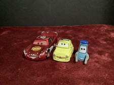 Disney Pixar Cars 1:55 Diecast Lot Cruising Lightning McQueen, Guido And Luigi