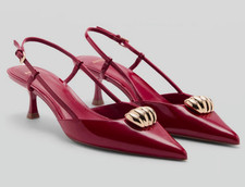 NEW MANGO MNG RED GOLD METAL ACCENT POINTED TOE KITTEN HEELS SHOES SZ 38 US 7.5