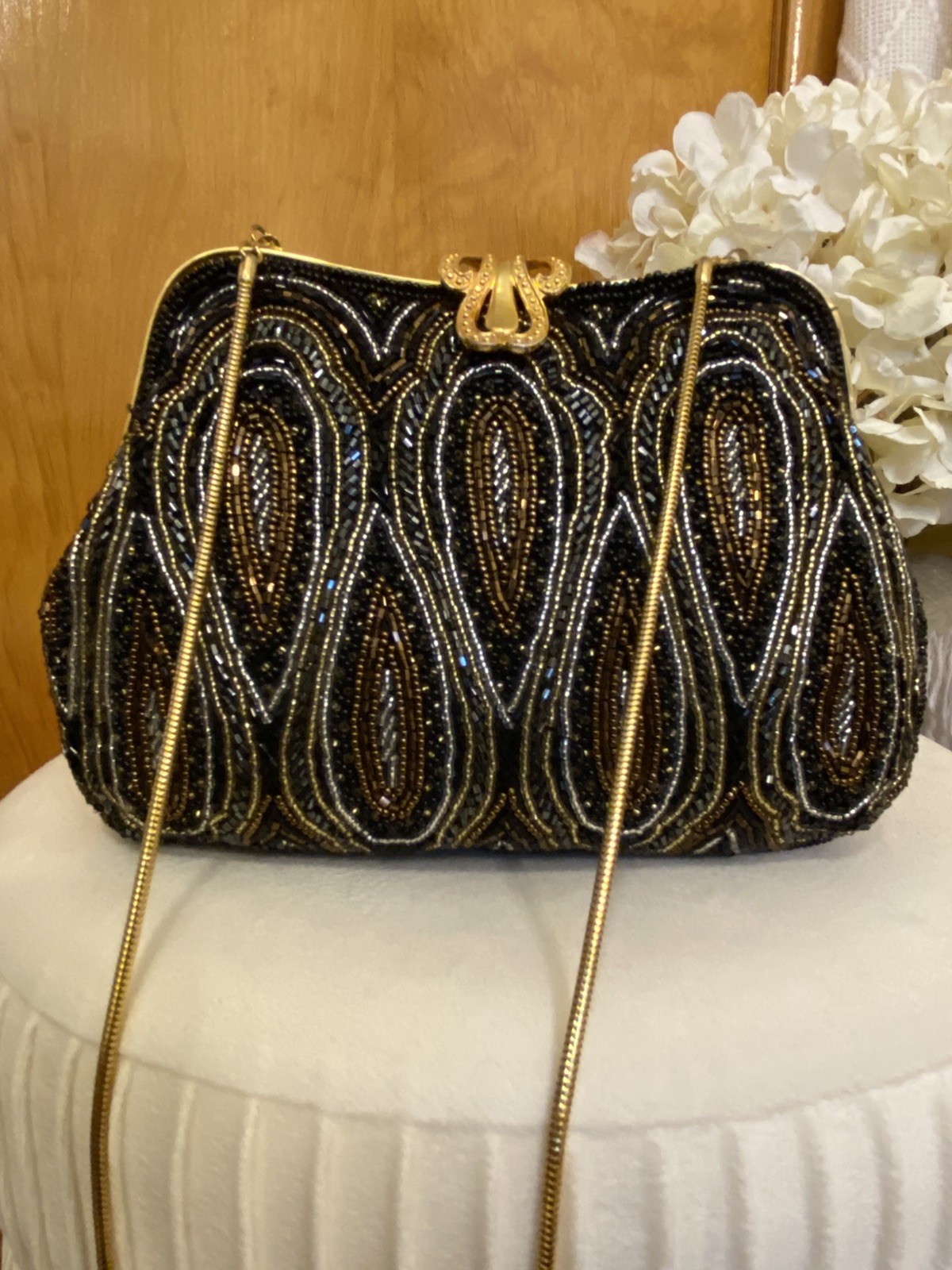 VTG Black & Bronze Beaded Evening Handbag Clutch Formal Gold Chain Good Read