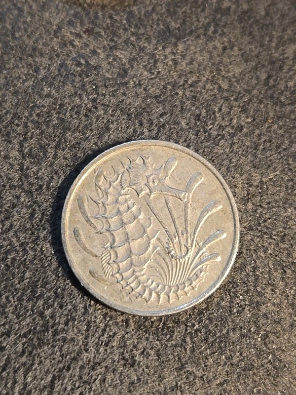 1967 SINGAPORE 10 CENTS COIN - Seahorse - Lot J