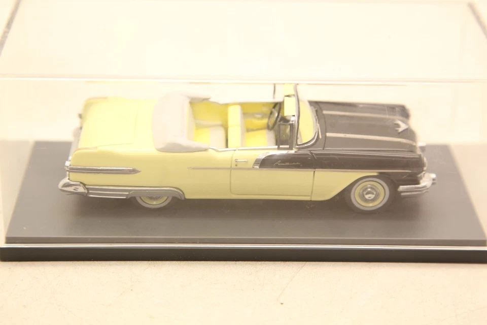 NEO SCALE MODELS - 1:43 - Pontiac Star Chief Convertible - Photo 3/4