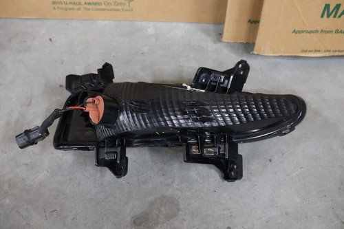 2019-2020 Kia Optima Left Driver Turn Signal Light Lamp Halogen 92303-D5 OEM - Picture 5 of 10
