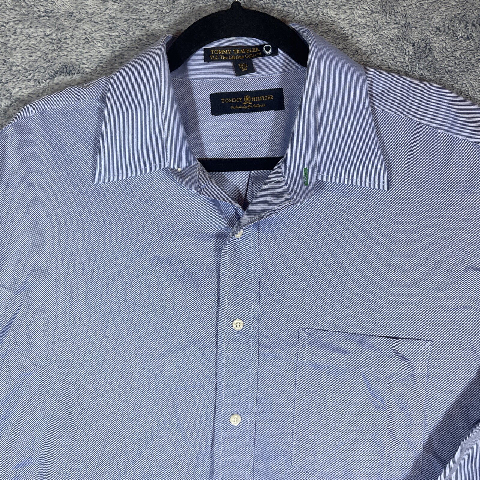 Tommy Hilfiger Traveler Men's Blue/White Pinstripe Long Sleeve Shirt Sz 34 16.5 thumbnail 2