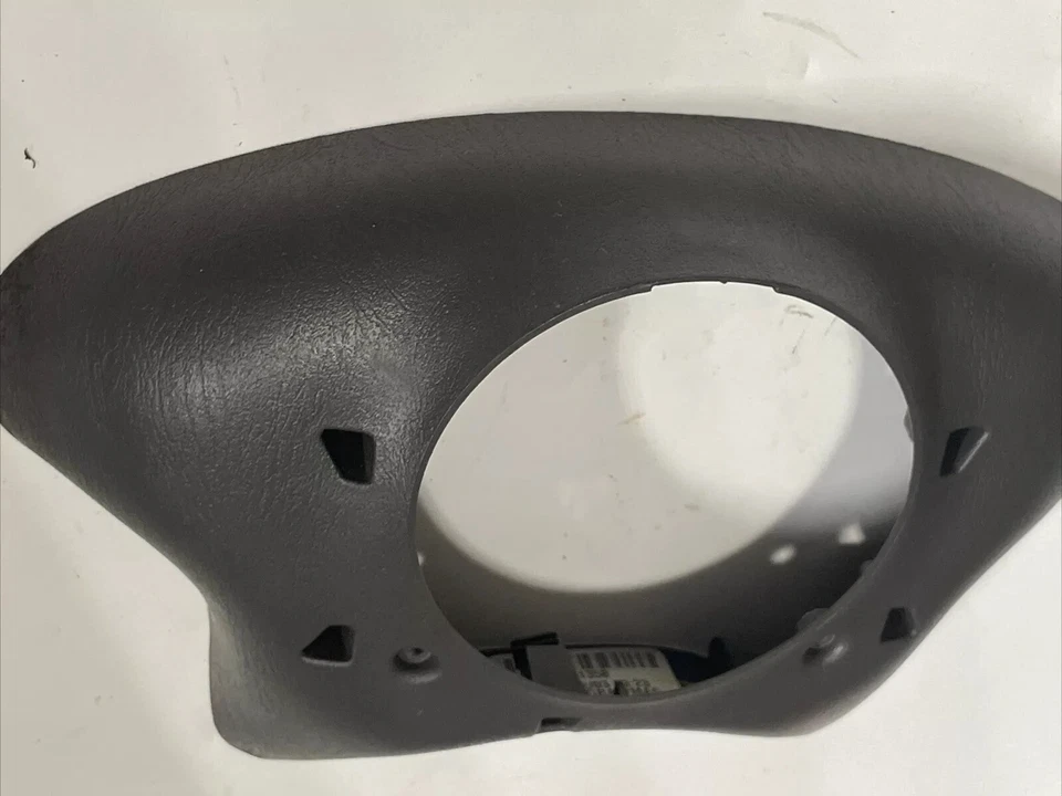 00-02 Buick Lesabre Rendezvous Volante Bisel Trasero Moldura Trasera Foto 2 de 4