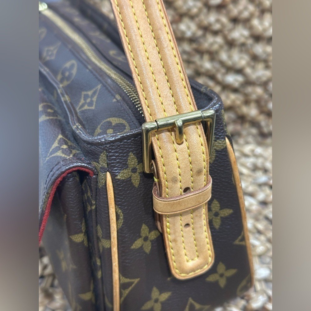 Louis Vuitton Viva Cite MM image 5