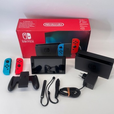 Nintendo Switch Konsole mit Joy-Con - Neon-Rot/Neon-Blau in OVP !