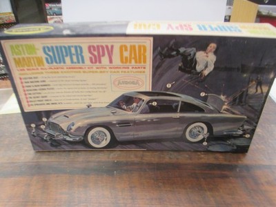 Vintage Aurora Aston Martin Super Spy Car - James Bond Model Kit 585-249-Unbuilt