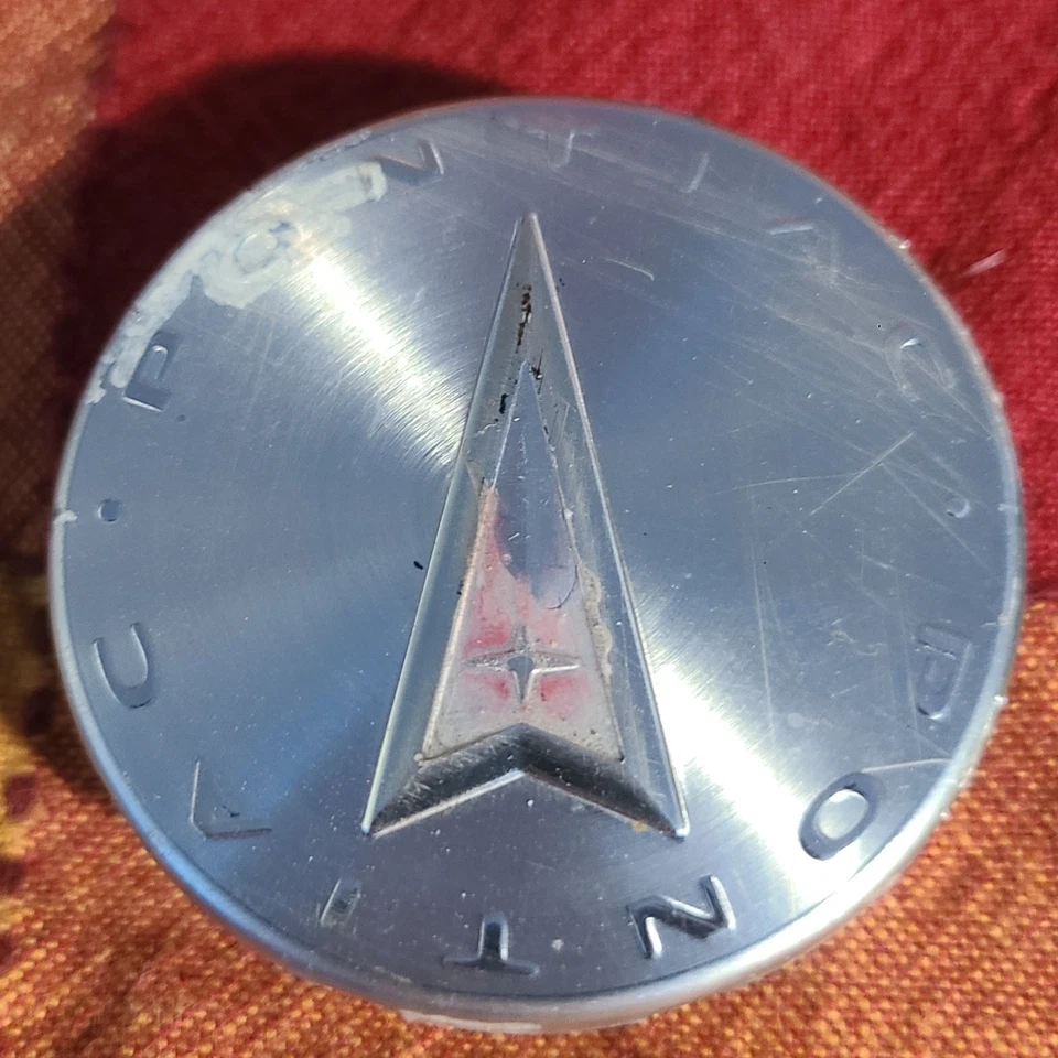 PONTIAC GM Center Caps Wheel Hub Covers Set Of 4 GM PA66/6 9595095 Used NOTE - Image 3 of 4