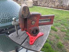 Vintage Will-Burt Versa-Vise Gunsmith Pivoting Bench Vise 3-1/2" Jaws