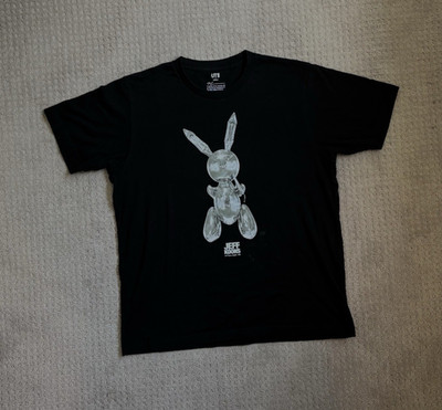 Uniqlo UT  x Jeff Koons Balloon Rabbit Graphic T-Shirt Black L