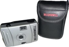 Bell Howell Focus Free 35mm Film Camera Point Shoot 28mm Lens in Case WORKS