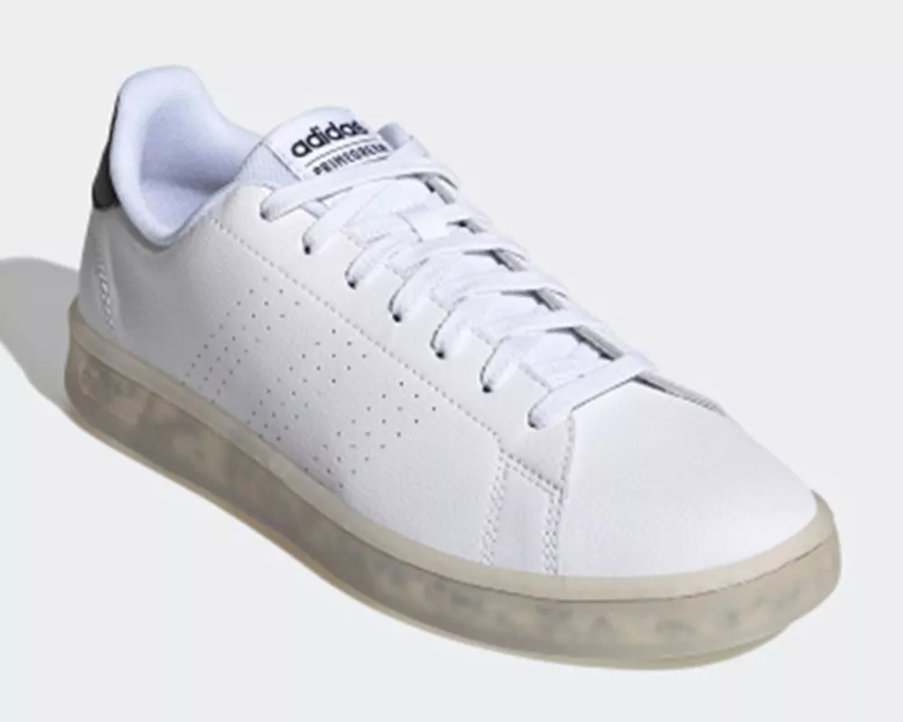 uk size 9.5 adidas originals advantage trainers white gum sole