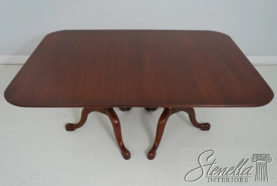 L66034: Mesa de comedor con pedestal Henkel Harris Cherry Foto 3 de 4