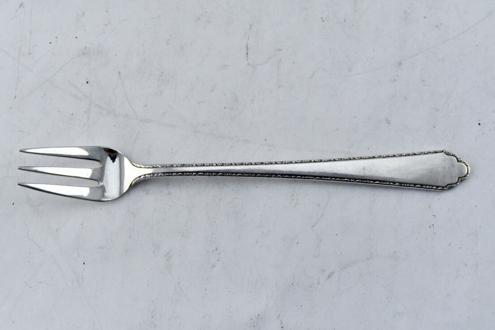 William & Mary by Lunt Sterling Silver 5 1/2" Cocktail Seafood Fork .58oz.