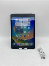 Apple iPad A1823 5th Gen 128GB Gray WiFi Cellular 9.7 , MP252LL/A L72