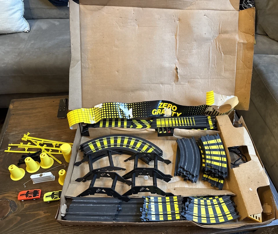 Juego de colgadores de acantilado Tyco gravedad cero vintage 6232 Foto 2 de 4